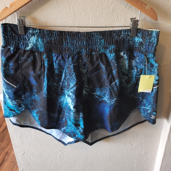 all in motion Pants - Women's size XL Shorts.